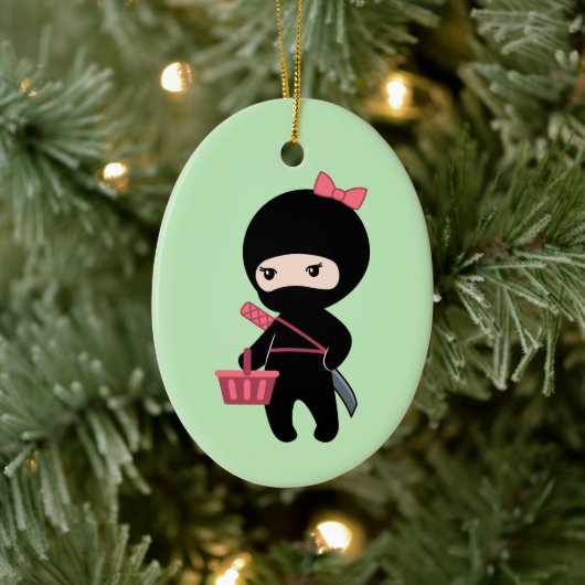 Winkelen van Ninja Girl op groen Keramisch Ornament (Boom)