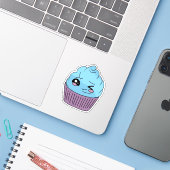 Winky Blauwe Cupcake Sticker (Laptop met iPhone)