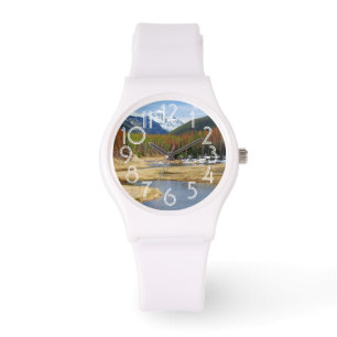 Winnende Colorado met bergen en pijnbomen Horloge