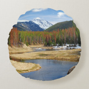 Winnende Colorado met bergen en pijnbomen Rond Kussen