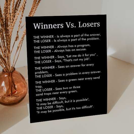 Winners Vs Losers Reclamebord Met Voetstuk