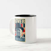Winston Churchill geeft nooit over Tweekleurige Koffiemok (Voorkant links)