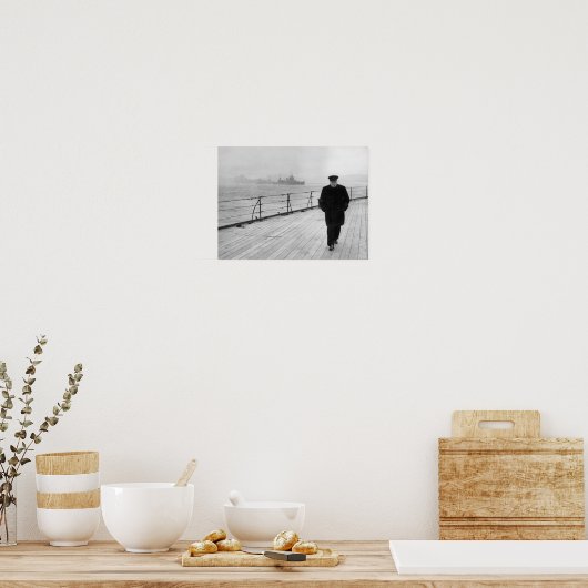 Winston Churchill in Zee Poster (Keuken)