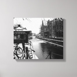 Winter aan de Riverside BW Canvas Afdruk
