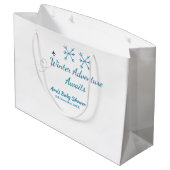 Winter Adventure awaits baby shower blue snowflake Groot Cadeauzakje (Achterkant Gekanteld)