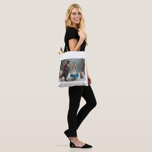 Winter Alice witte schouder canvas tas (Op model)