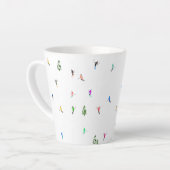 Winter Alpine Skiërs Skiën Patroon Latte Mok (Linkerhoek)