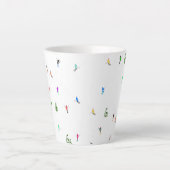 Winter Alpine Skiërs Skiën Patroon Latte Mok (Voorkant)