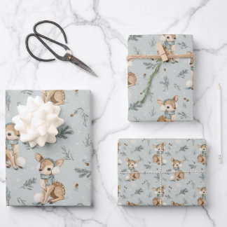 Winter Baby Deer with Earmuffs Snowflakes and Pine Inpakpapier Vel