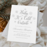 Winter Baby Het is koud Buiten Baby shower Neutraa Kaart<br><div class="desc">Vier je aankomende komst met onze 'Baby It's Cold Outside' winteruitnodiging voor het baby shower Wonderland. Ideaal voor het delen van uw winterwonderland baby shower ideeën jongen of meisje, deze uitnodiging zet de toon voor een gezellig, neutraal baby shower. Of u nu een winterthema baby shower ideeën genderneutraal of het...</div>