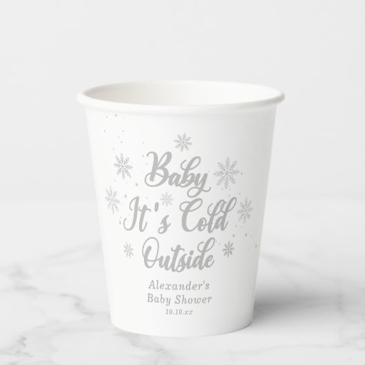 Winter Baby Het is koud buiten Baby shower Papieren Bekers (Voorkant)