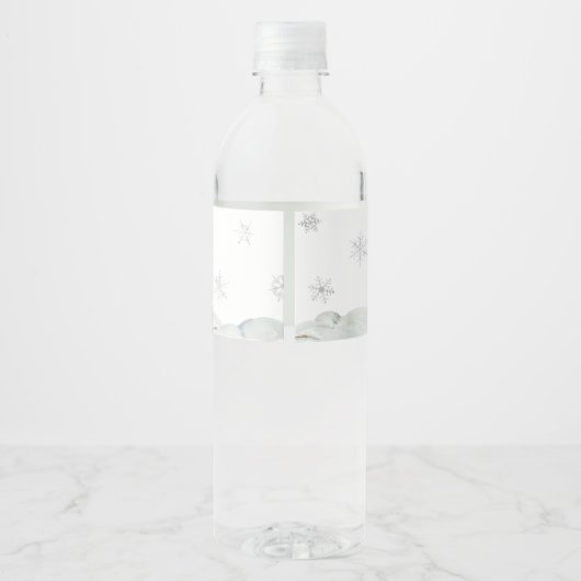 Winter Baby Het is koud buiten Baby shower Waterfles Etiket (Achterkant)