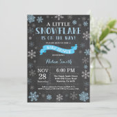 Winter Baby shower Blue Snowflake Chalkboard Kaart (Staand voorkant)