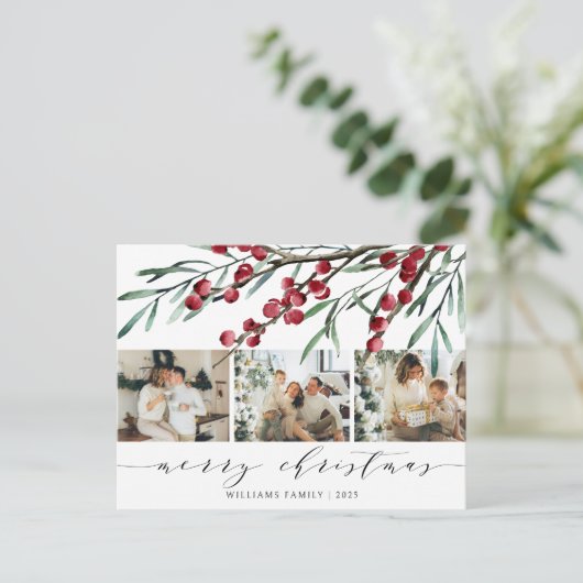 Winter Berry Script Kerst Drie Foto Feestdagenkaart (Staand voorkant)