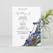 Winter Blauwe bessen en Pine Greenery Wedding Kaart (Staand voorkant)