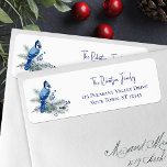 Winter Blue Jay Christmas Retouradres Etiket<br><div class="desc">Deze winterthema kerstvakantie retour adreslabels zijn voorzien van een waterverf blauw jay neergestreken op besneeuwde dennentakken met blauwe bessen.</div>