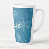 Winter Blue Snowflakes gepersonaliseerd Latte Mok (Rechts)