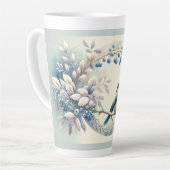 Winter Bluebird Berry Wreath Latte Mok (Linkerhoek)