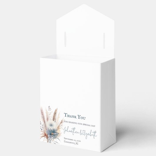 Winter Boho Floral Wedding | Wit Bedankdoosjes (Geopend)