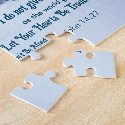 Winter bos huis- John 14:27 Bijbel Verse Legpuzzel (Zijkant)