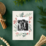 Winter Botanische kerstfoto Beige Feestdagenkaart<br><div class="desc">Deze volledig aanpasbare 1-fotovakantiekaart is voorzien van elegante, met de hand geschilderde waterverf wintervaste stoffen die uw foto prachtig lijst. Komt met een passend patroon op de rug en de ruimte om een gepersonaliseerd bericht te schrijven. Wil je nog meer aanpassen? Klik op de optie "Bewerken met ontwerpgereedschap". Dit ontwerp...</div>