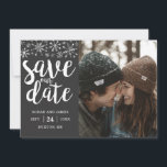 Winter Bruiloft Aangepaste Foto Bewaar Onze Datum  Save The Date<br><div class="desc">Winterthema bewaar de datum kaart met uw aangepaste foto en zilveren glinsterende sneeuwvlokken. De tekst zegt "bewaar onze datum" in penseellettertype met de naam van het paar, trouwdatum, en stad en staat waar het huwelijk plaatsvindt. Alle teksten zijn aanpasbaar. Zilver en antracietgrijs. De achterkant van de kaart is grijs geruit....</div>