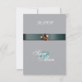 Winter Bruiloft Sneeuwvlokken Pinecones RSVP Kaartje (Voorkant)