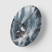 Winter Cabin Scene met Sneeuw & Pine Trees Ronde Klok (Hoek)