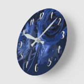 Winter Chic Bold Floral Blue Rozen Elegant Chic Ronde Klok (Hoek)