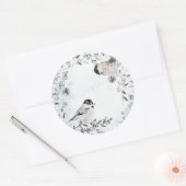 Winter Chickadee Birds Dusty Blue Wreate Kerstmis Ronde Sticker (Envelop)