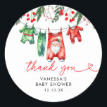 Winter Christmas Santa Baby shower Bedankt Ronde Sticker<br><div class="desc">Voeg een feestelijk tintje toe aan uw bedankbriefjes of feestgunsten met onze Winter Christmas Santa Baby shower Classic Round Sticker. Deze stickers zijn voorzien van een vrolijk Santa Claus-ontwerp, omringd door winterse elementen zoals sneeuwvlokken en groen, en zijn ideaal voor het verzegelen van enveloppen, het decoreren van cadeautassen of het...</div>