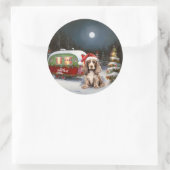 Winter Cocker Spaniel Caravan Kerstmis Avontuur Ronde Sticker (Tas)