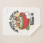 Winter Cocoa Bliss - Schattigee hond in Mok Design Sherpa Deken (Voorkant (horizontaal))