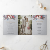 Winter Cotton Dusty Blue Red Berries Wedding Drieluik Programma (Binnen)