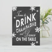 Winter Couple's Shower Time to Drink Champagne Kaart (Staand voorkant)