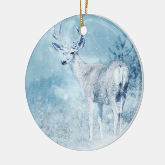 Winter Deer en Pine Trees Keramisch Ornament (Links)