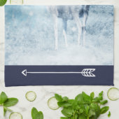 Winter Deer en Pine Trees Theedoek (Gevouwen)