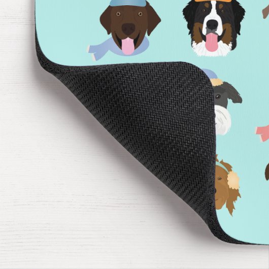 Winter Dog Faces Muismat (Hoek)