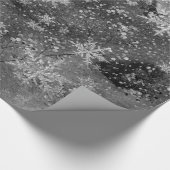 Winter Dusk Night Silver Berries & Snowflakes Cadeaupapier (Hoek)