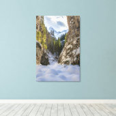 Winter- en lensvallei en -bergen canvas afdruk (Insitu (Houten vloer))