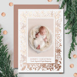 Winter Flowers kerstfoto Folie Feestdagenkaart<br><div class="desc">Een prachtige grens van winterbloemen en groen in echte folie markeert je favoriete foto op deze feestelijke wenskaarten. Vrolijk kerstfeest en je namen op de bodem in je keuze van zilver,  goud of roos gouden echte folie. Selecteer High Definition voor de beste fotokwaliteit.</div>