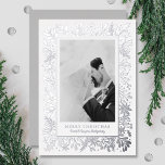 Winter Flowers kerstfoto Folie Feestdagenkaart<br><div class="desc">Een mooie winterbloemgrens in echte folie markeert je favoriete foto op deze feestelijke wenskaarten. Vrolijk kerstfeest en je namen op de bodem in je keuze van zilver,  goud of roos gouden echte folie. Selecteer High Definition voor de beste fotokwaliteit.</div>