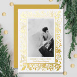 Winter Flowers kerstfoto Folie Feestdagenkaart<br><div class="desc">Een mooie winterbloemgrens in echte folie markeert je favoriete foto op deze feestelijke wenskaarten. Vrolijk kerstfeest en je namen op de bodem in je keuze van zilver,  goud of roos gouden echte folie. Selecteer High Definition voor de beste fotokwaliteit.</div>