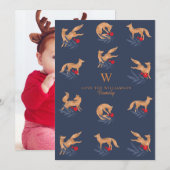 Winter Forest Foxes & Festive Foliage Monogram Feestdagenkaart (Voorkant / Achterkant)