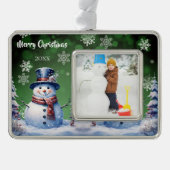 Winter Forest Snowman Foto | Green Verzilverd Omlijst Ornament (Voorkant)