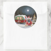 Winter Franse Bulldog Caravan Kerstavontuur Ronde Sticker (Tas)