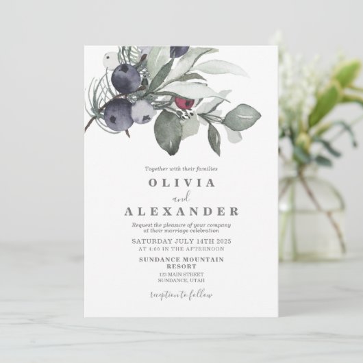 Winter Greenery en Berries trouwuitnodiging Kaart (Staand voorkant)