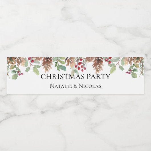 Winter Greenery Pine Red Berry kerstbruiloft Waterfles Etiket (Enkel label)