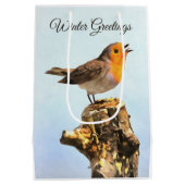 Winter Greetings. Robin singing  Medium Cadeauzakje (Achterkant)