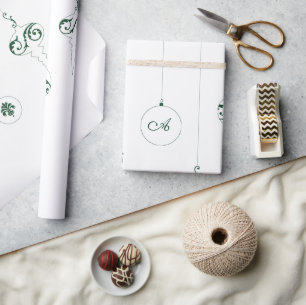 Winter Groen Monogram Bauble Ornamenten Kerst Cadeaupapier